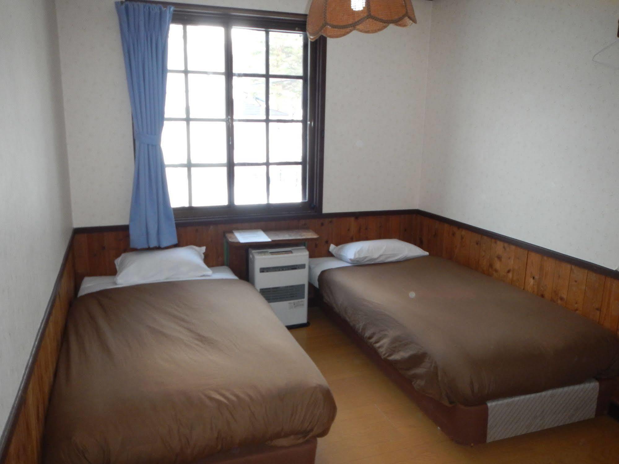 Mt Hakuba Backpackers Hostel Buitenkant foto