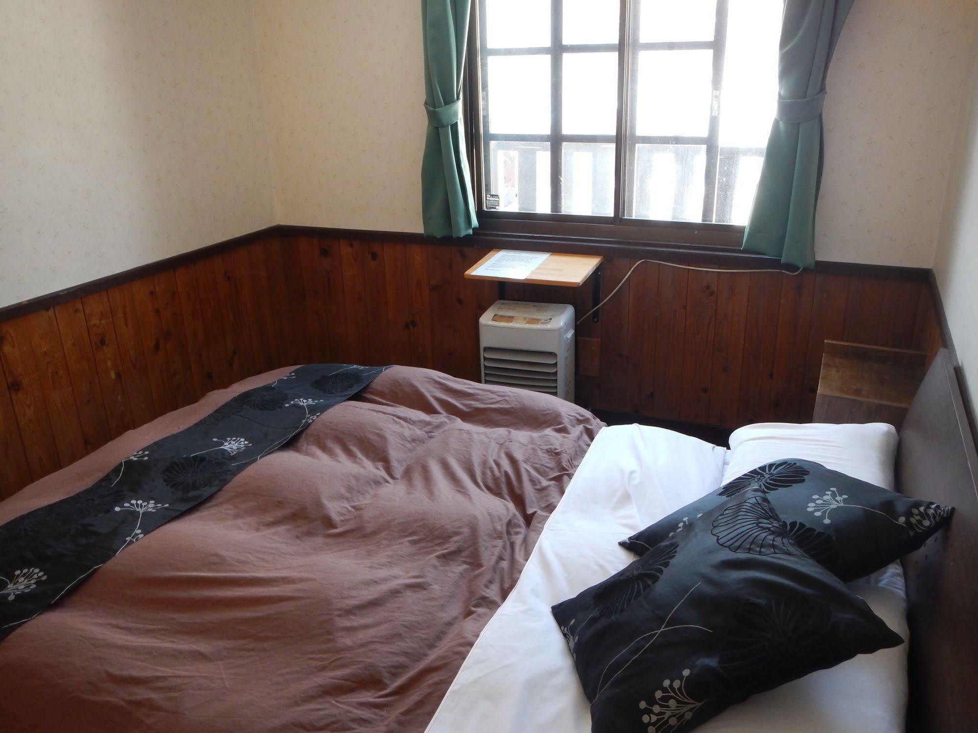 Mt Hakuba Backpackers Hostel Buitenkant foto