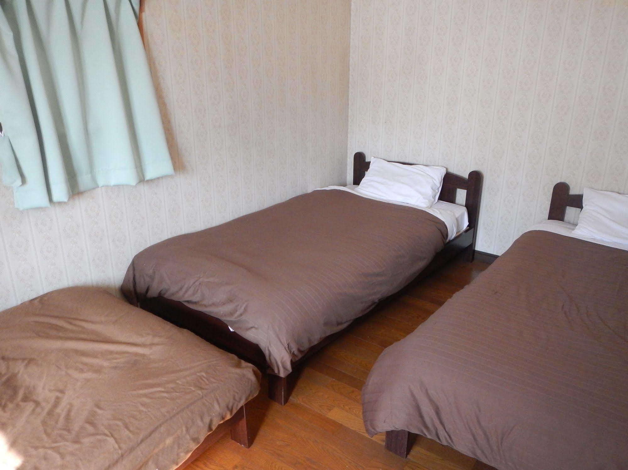 Mt Hakuba Backpackers Hostel Buitenkant foto
